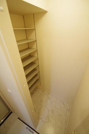 ワイズハウスの物件内観写真